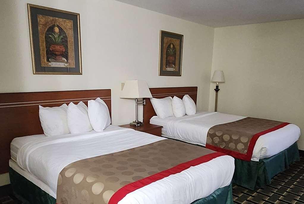 Baymont By Wyndham Decatur Hotel Cameră foto